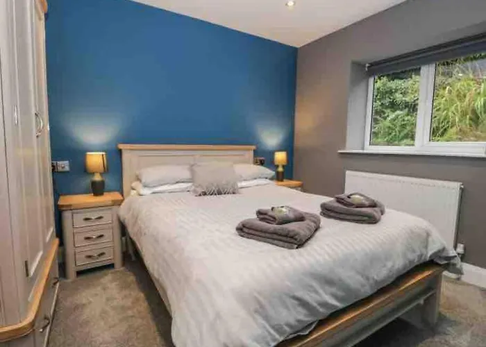 Quarry House,Chic And Quirky 3 Storey Home, Lake Access
