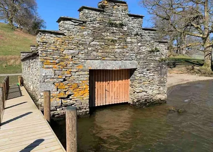 Quarry House,Chic And Quirky 3 Storey Home, Lake Access