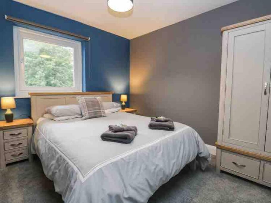 Quarry House,chic And Quirky 3 Storey Home, Access *