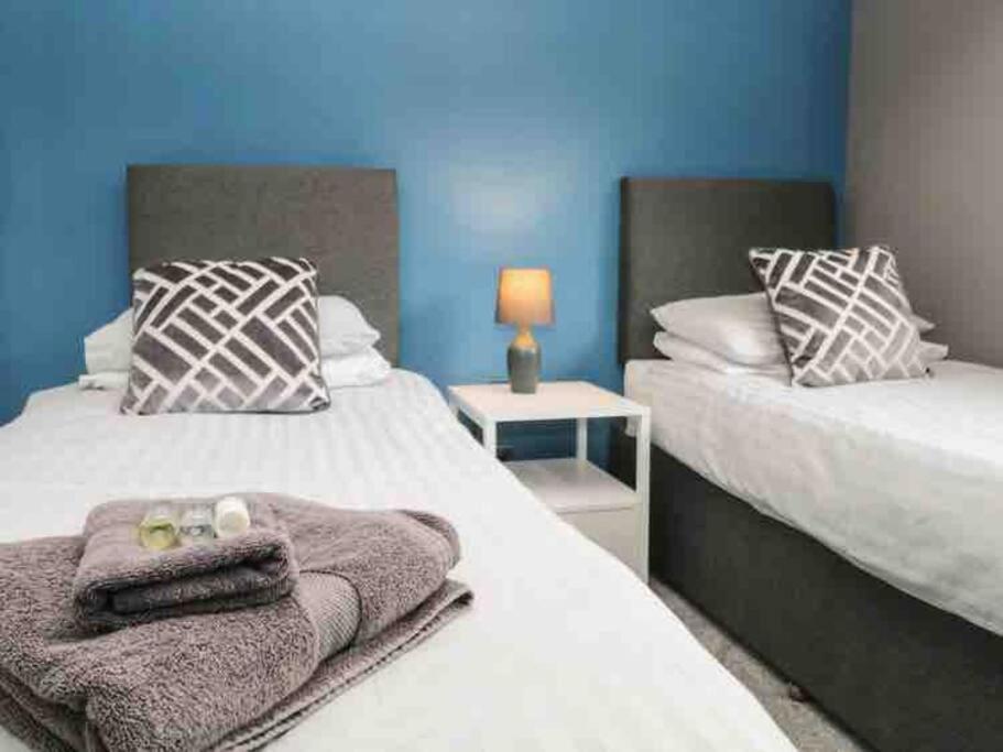 Quarry House,chic And Quirky 3 Storey Home, Access Apartment *